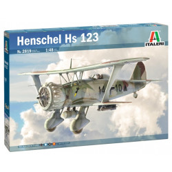 ITALERI : Henschel HS 123...