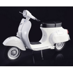 ITALERI : VESPA PRIMAVERA 125 cc    escala 1: 9