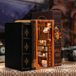 CUTEBEE : BOOK NOOK  LIBRERIA ETERNA