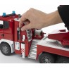 BRUDER : CAMION DE BOMBEROS SCANIA   Tamaño: 59 x 20 x 26,5 cm