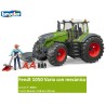 BRUDER : TRACTOR Fendt 1050 Vario con Accesorios
