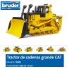 BRUDER :  EXCAVADORA CAT  escala 1:16  ( 540 x 285 x 270 mm )