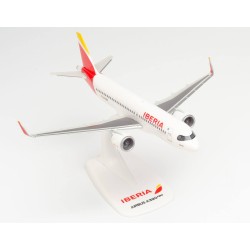 HERPA :  Kit Snap-Fit :  IBERIA  Airbus A320 neo  escala 1:200