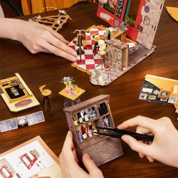 ROBOTIME ROLIFE : CHEERS BAR & DINING