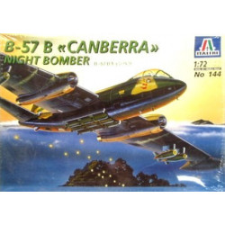 ITALERI : B-57 CAMBERRA Bombardero Nocturno escala 1:72