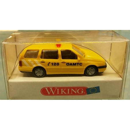 WIKING : VW GOLF  VARIANT    escala 1:87